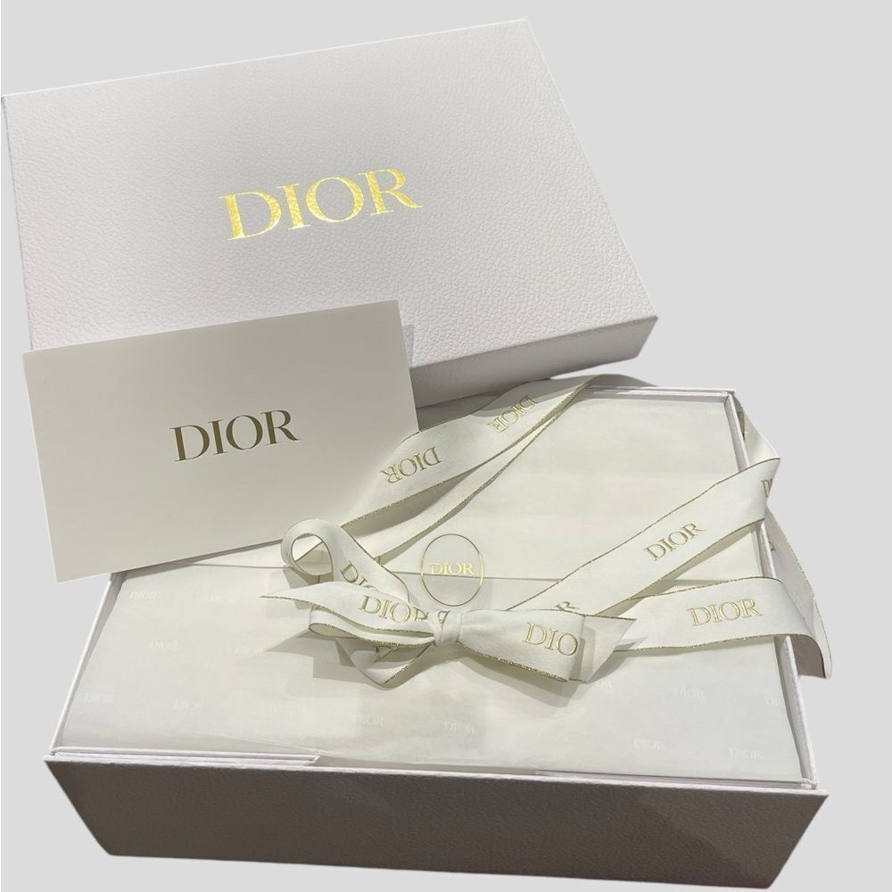DIOR Gift Box Bundle Ribbon Box Card Tissue Paper NEW - Picture 2 of 10